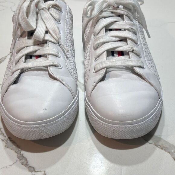 TOMMY HILFIGER | Women's Embossed White Trainers Fashion Sneakers Athletic Shoes - Picture 4 of 12